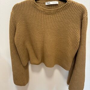 Zara Women's Tan Crew Neck Sweater